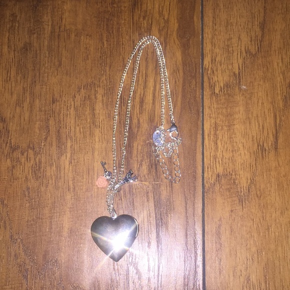 Paris Rose necklace - Picture 3 of 3